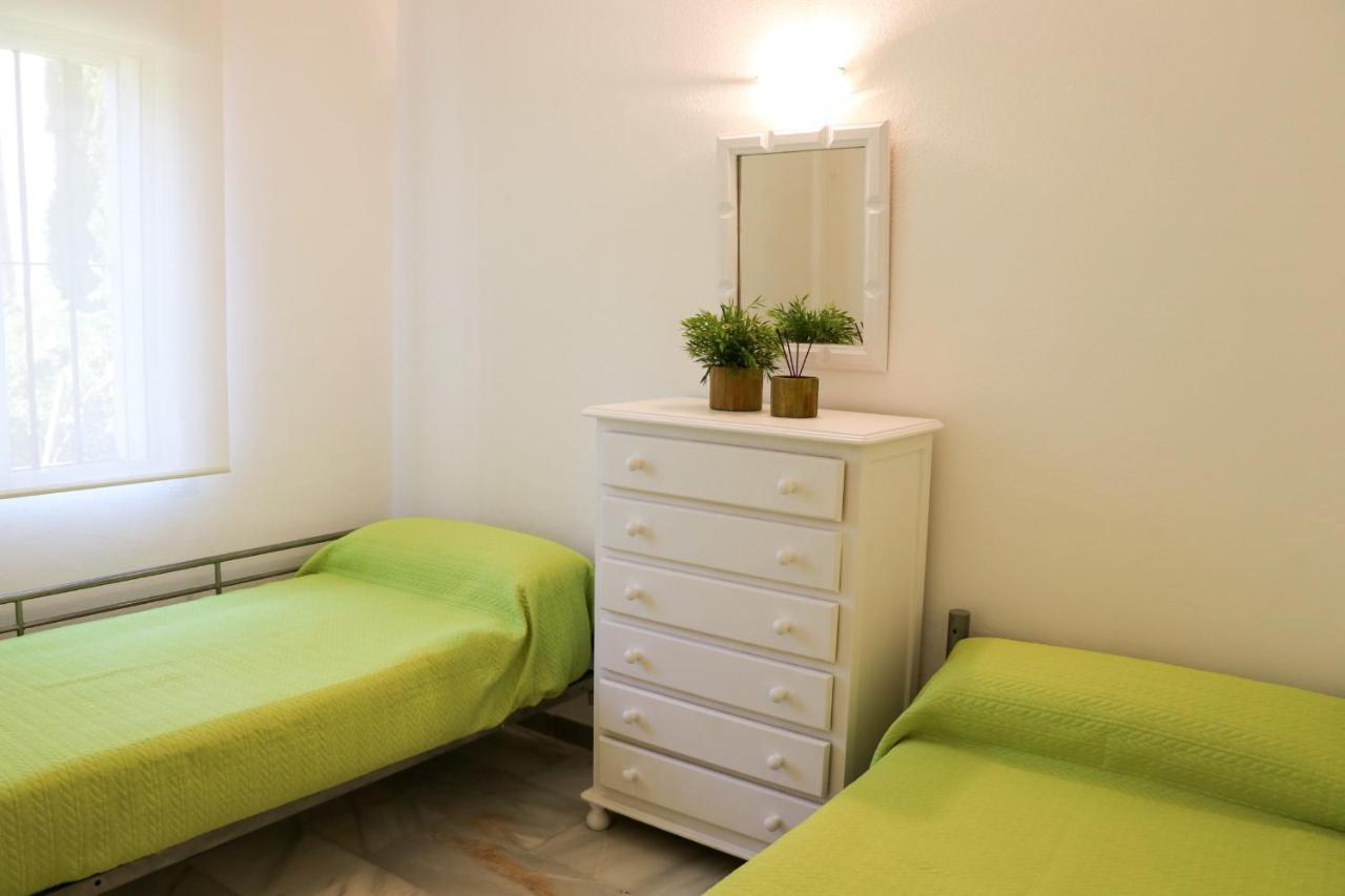 Apartamento 2 Dormitorios Al Lado De La Playa La Cala De Mijas Exteriör bild
