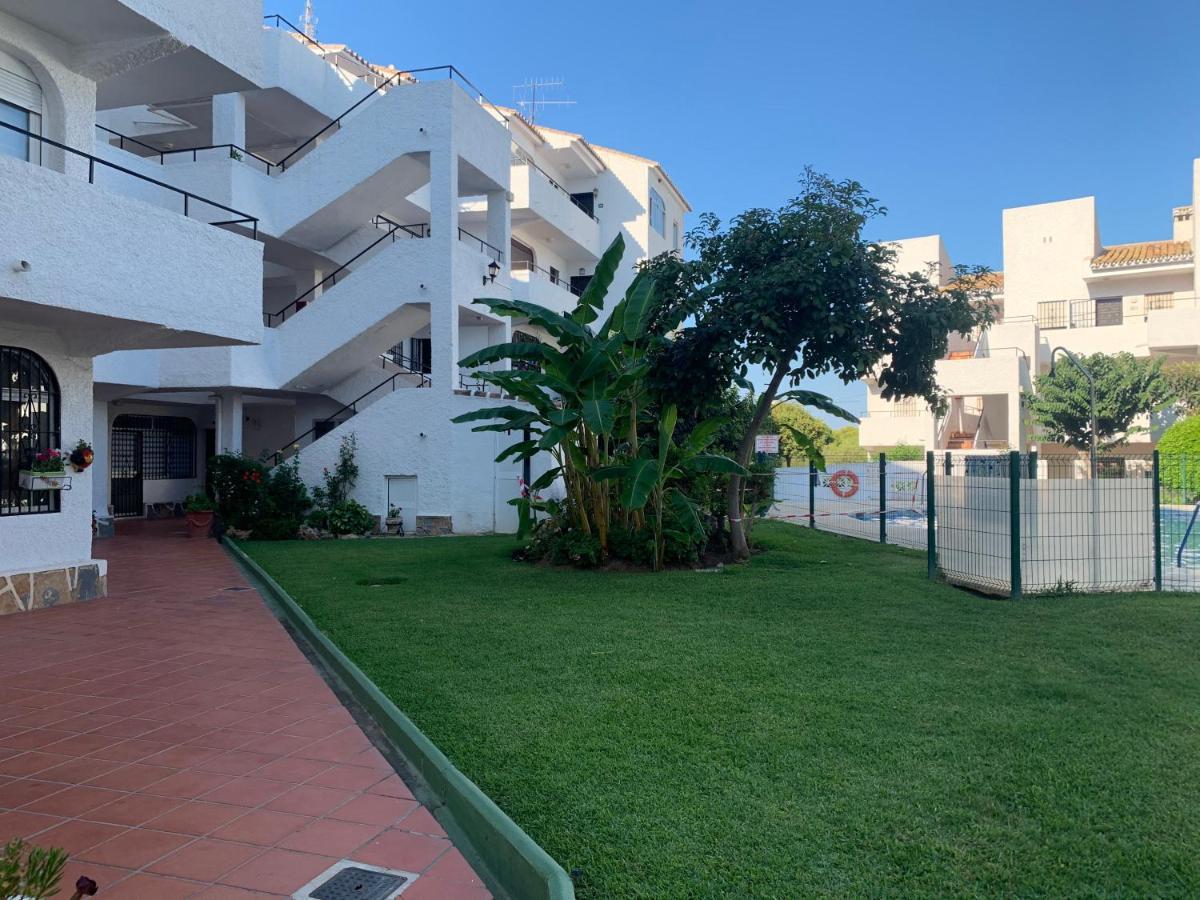 Apartamento 2 Dormitorios Al Lado De La Playa La Cala De Mijas Exteriör bild
